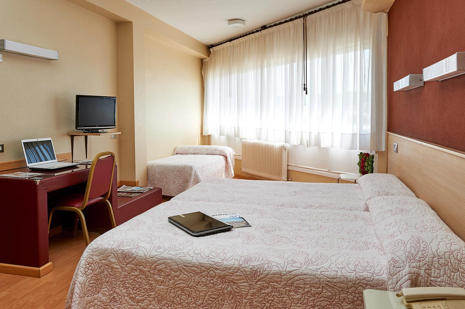 Hotel Alaiz Beriain Екстер'єр фото